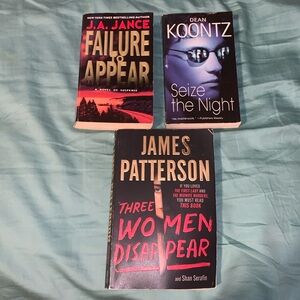 Bundle of James Patterson Dean Koontz Jance paperback books